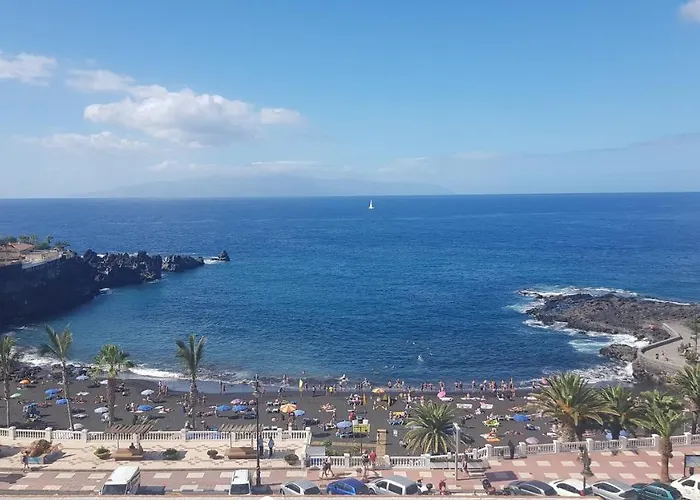 Playa De La Arena * Puerto de Santiago