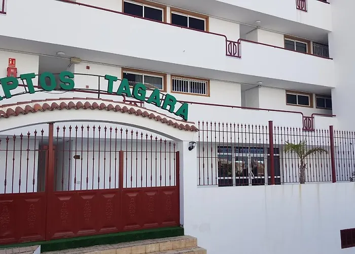 Playa De La Arena Апартаменты *