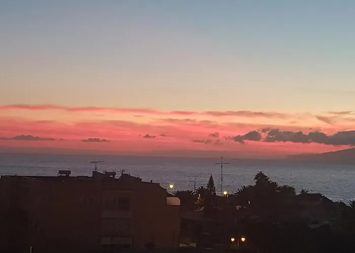 Playa De La Arena Puerto de Santiago (Tenerife)